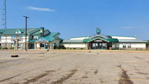 Bear Claw Casino & Hotel